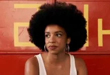 Juliane Gamboa, cantora de jazz indicada ao Grammy Latino, se apresenta no Manouche, no Rio de Janeiro