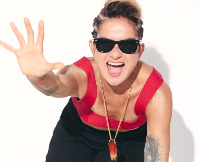 Lan Lanh e Os Elaines convidam Negra Li e Colomy para show em SP