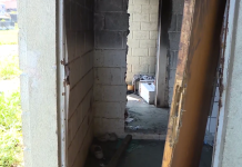 MISTÉRIO: Mulher é encontrada morta e semi-nua com ferimentos na cabeça em casa abandonada