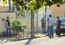 Vizinha encontra homem de 34 anos morto dentro de casa em Birigui