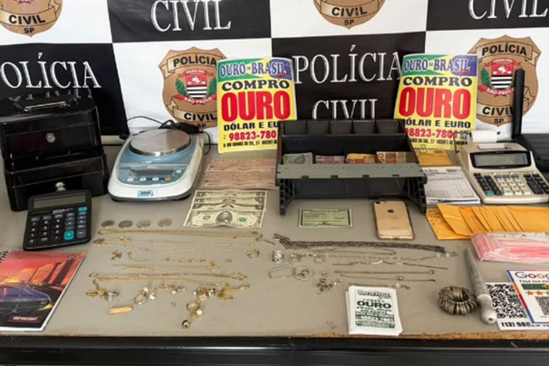 policia civil apreende joias em guaruja
