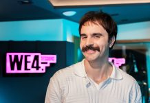 Rodrigo Alarcon no WE4Sessions: cantor revisita sucessos em performance inédita