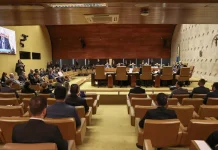 STF decide se julgará Moraes e Mendonça no mesmo processo