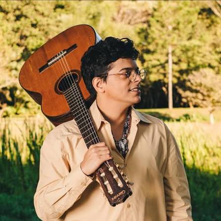 Tuca Oliveira leva o show “Canções de Minas Gerais” ao Blue Note SP
